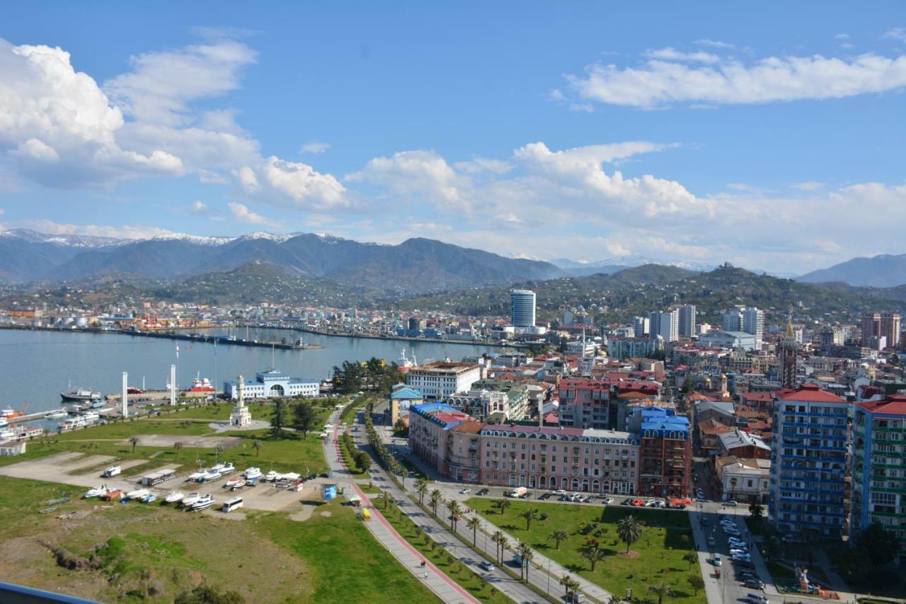 Balmaral Apart Hotel Batumi Exterior foto